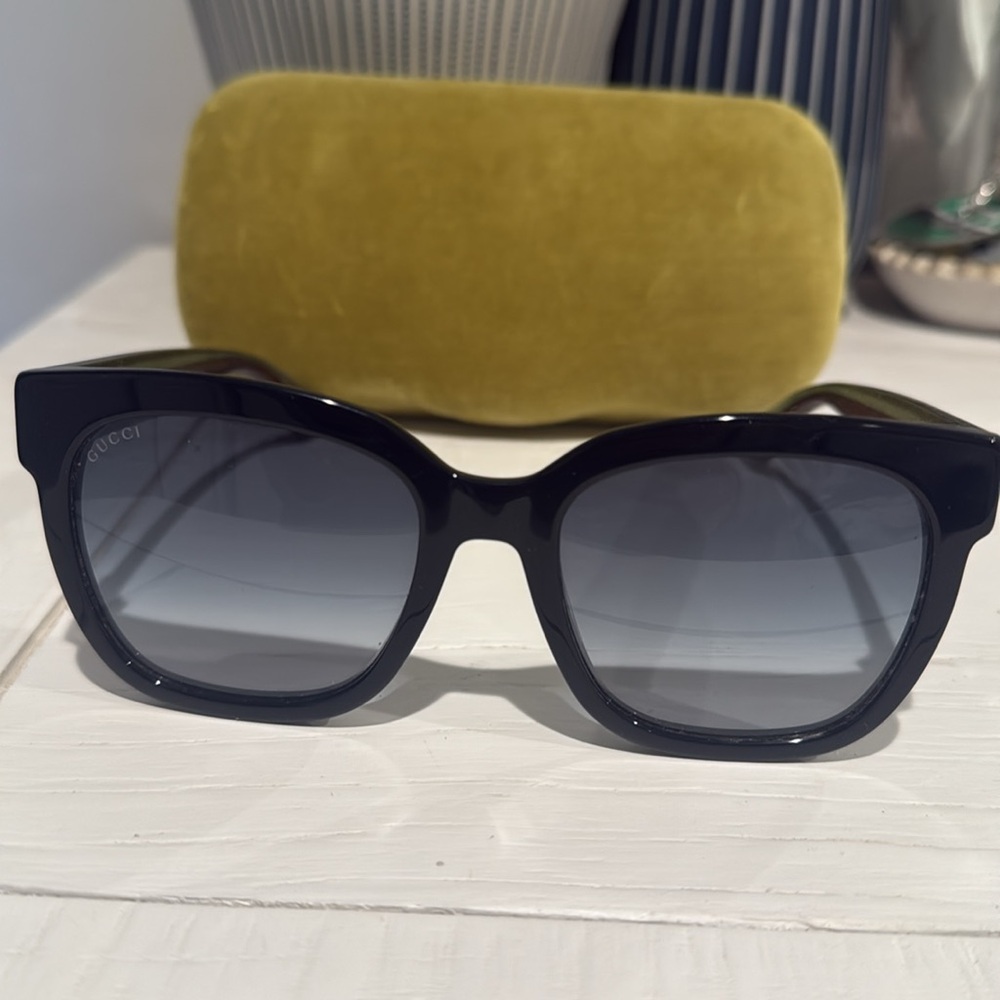 Gucci sunglasses